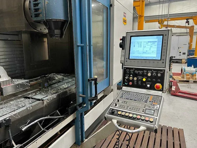 2005 axa vhc-3-3000-m/50/e cnc bewerkingscentrum - afbeelding 13 van  19