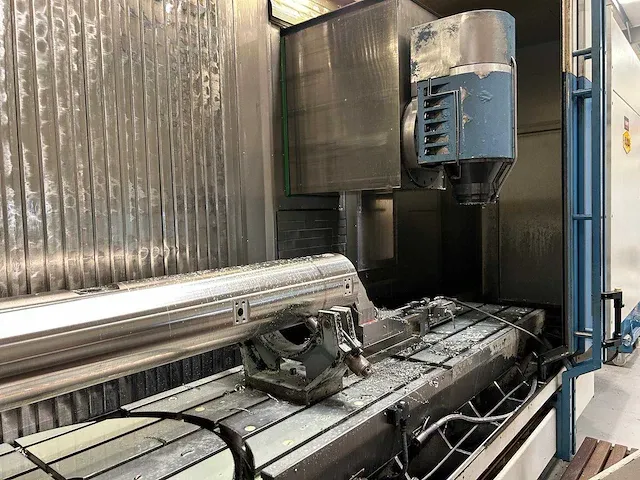 2005 axa vhc-3-3000-m/50/e cnc bewerkingscentrum - afbeelding 16 van  19