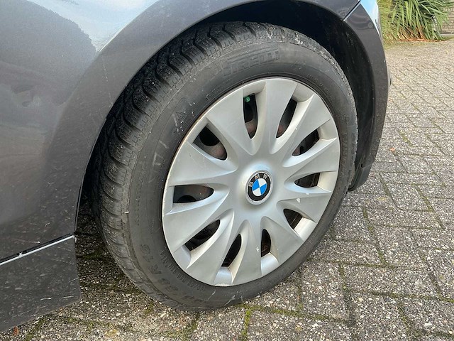 2005 bmw 1-serie 116i personenauto - afbeelding 2 van  29