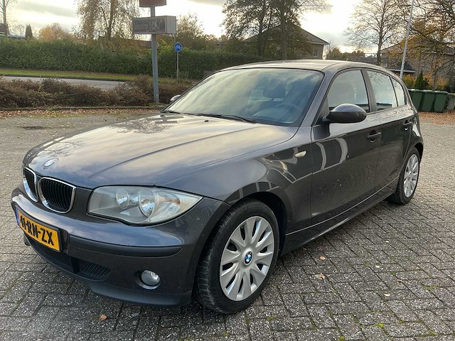2005 bmw 1-serie 116i personenauto - afbeelding 1 van  29