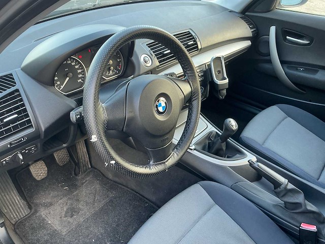 2005 bmw 1-serie 116i personenauto - afbeelding 13 van  29