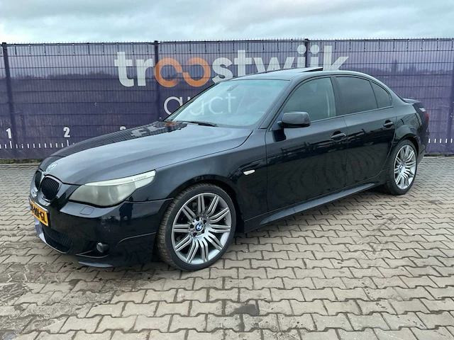 2005 bmw 5-serie personenauto - afbeelding 1 van  18