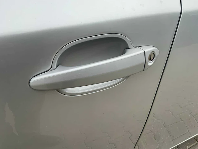 2005 bmw 523i personenauto - afbeelding 2 van  39