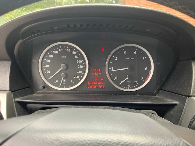 2005 bmw 523i personenauto - afbeelding 19 van  39
