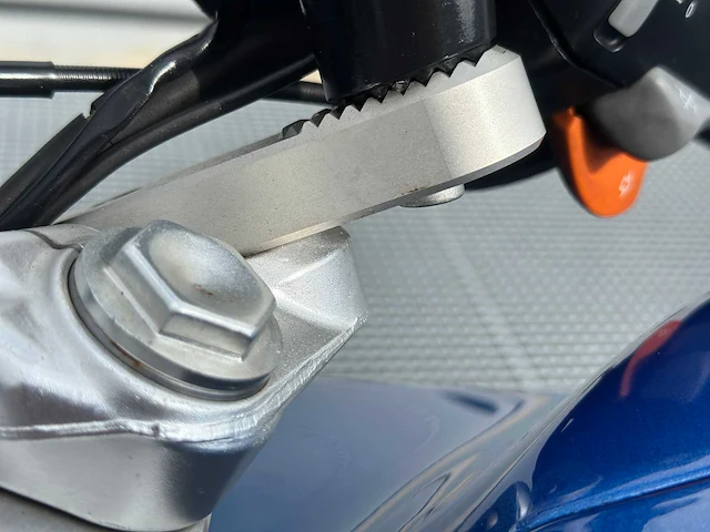 2005 bmw k1200 rs motorfiets - afbeelding 12 van  62