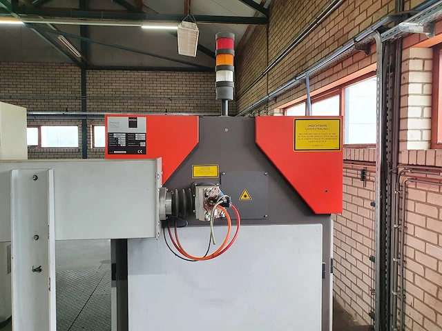 2005 bystronic 2005 byspeed 3015 + bytrans - lasersnijmachine - afbeelding 2 van  11