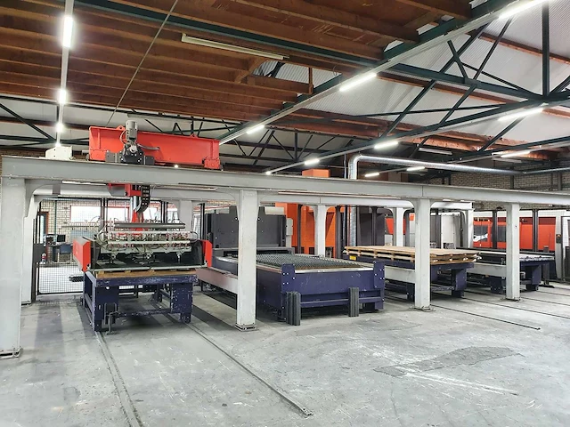 2005 bystronic 2005 byspeed 3015 + bytrans - lasersnijmachine - afbeelding 4 van  11