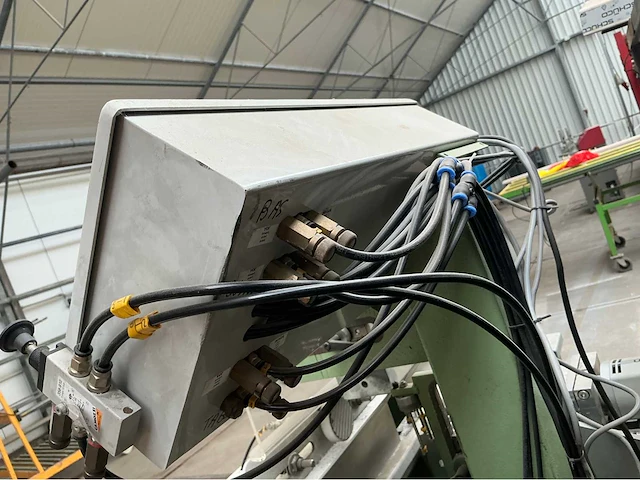 2005 calvet waterslotmachine - afbeelding 17 van  19