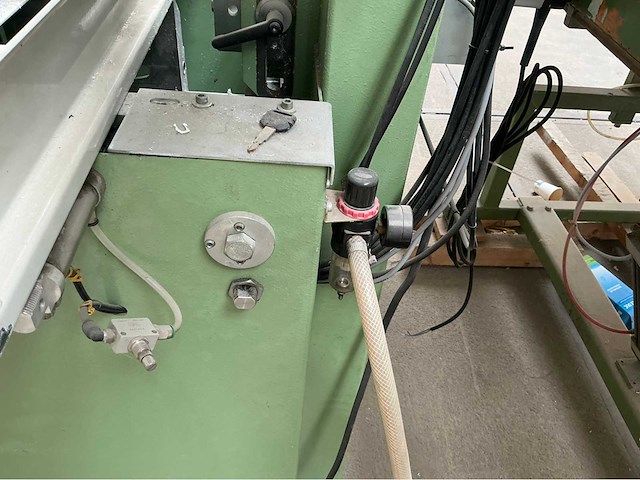 2005 calvet waterslotmachine - afbeelding 2 van  19