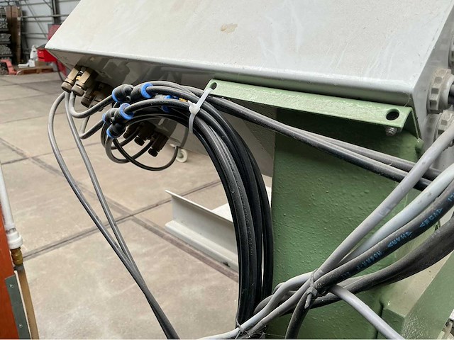 2005 calvet waterslotmachine - afbeelding 4 van  19