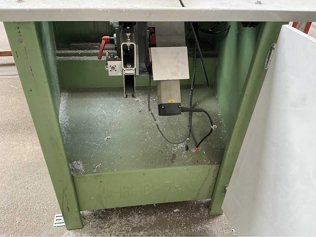 2005 calvet waterslotmachine - afbeelding 10 van  19