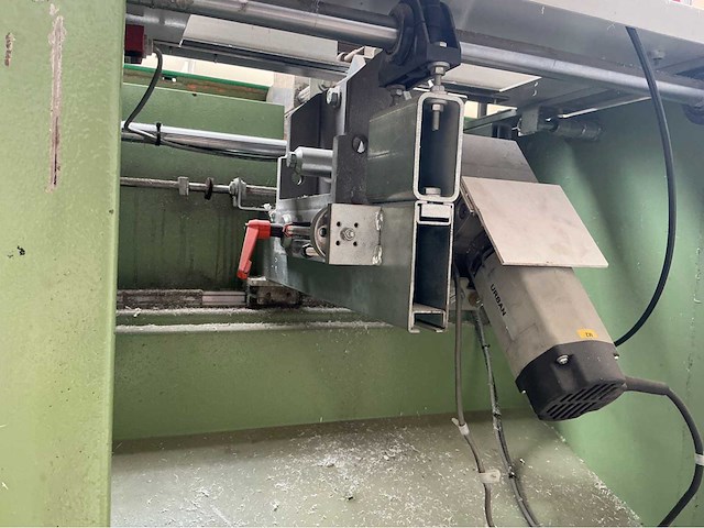 2005 calvet waterslotmachine - afbeelding 11 van  19