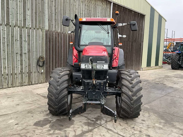 2005 case ih mxm 130 pro vierwielaangedreven landbouwtractor - afbeelding 12 van  31