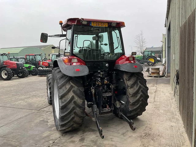2005 case ih mxm 130 pro vierwielaangedreven landbouwtractor - afbeelding 27 van  31