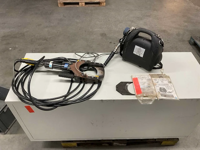 2005 cembre tc130-wz-1000-kv kabelknipset - afbeelding 1 van  7