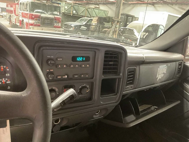 2005 chevrolet pick-up 2500hd silverado personenauto - afbeelding 2 van  15