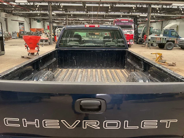 2005 chevrolet pick-up silverado 3500 personenauto - afbeelding 13 van  15