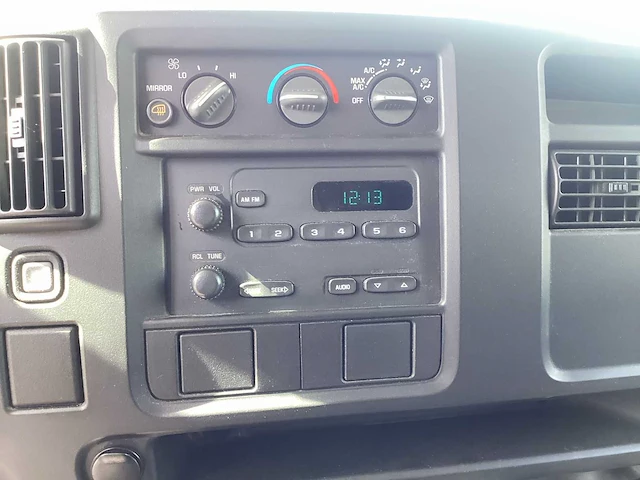2005 chevrolet van express personenauto - afbeelding 3 van  16