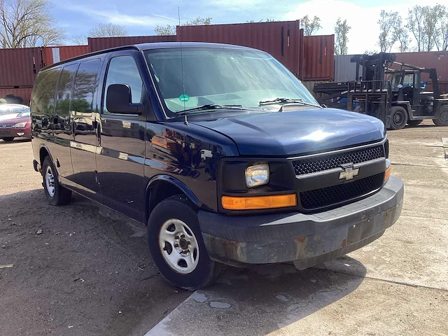 2005 chevrolet van express personenauto - afbeelding 9 van  16