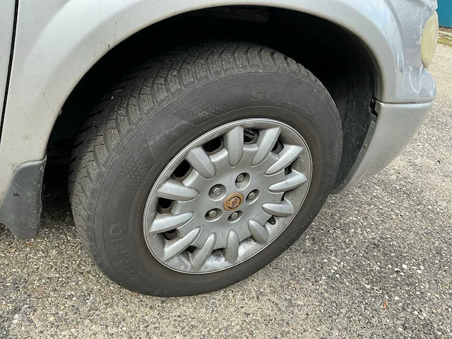 2005 chrysler voyager personenauto - afbeelding 12 van  43