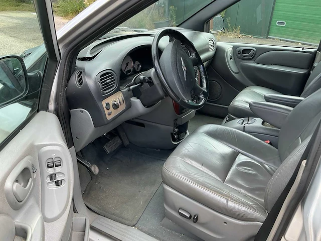 2005 chrysler voyager personenauto - afbeelding 26 van  43