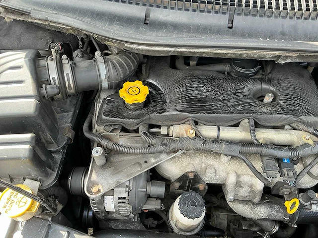 2005 chrysler voyager personenauto - afbeelding 43 van  43