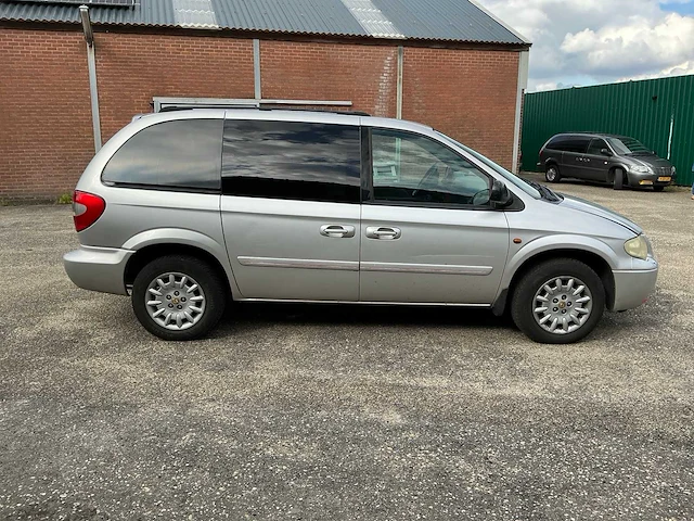 2005 chrysler voyager personenauto - afbeelding 4 van  43