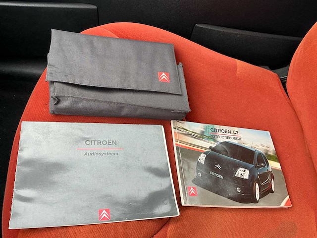 2005 citroen c2 1.4i ligne ambiance automaat - afbeelding 19 van  27