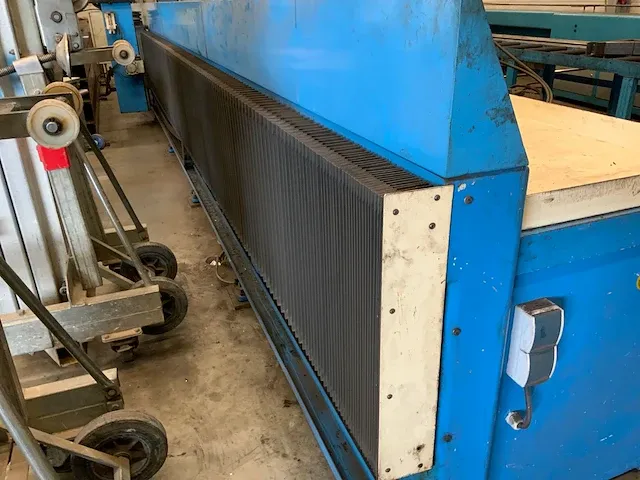 2005 cma rd-40 cn- 9000 cn+ gestuurde coördinatenboormachine - afbeelding 5 van  18