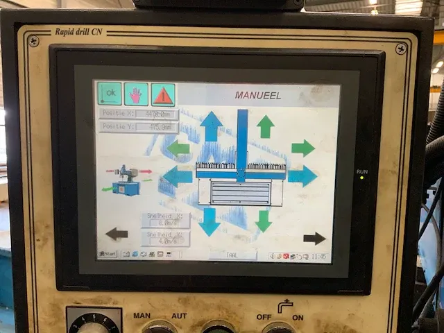 2005 cma rd-40 cn- 9000 cn+ gestuurde coördinatenboormachine - afbeelding 14 van  18