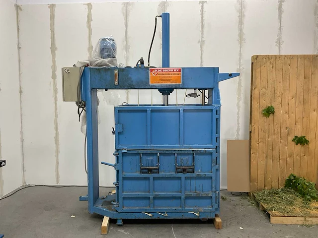 2005 d.debreuk s8b hydraulische pers - afbeelding 1 van  10