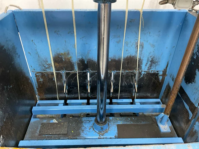 2005 d.debreuk s8b hydraulische pers - afbeelding 9 van  10