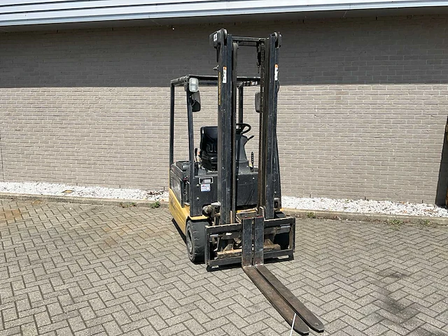 2005 deawoo b15t-5 vorkheftruck - afbeelding 1 van  17