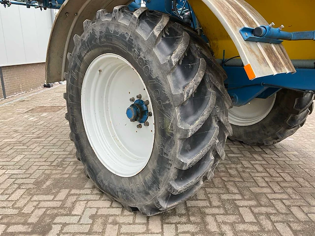 2005 delvano eakh gt4400ha veldspuit - afbeelding 17 van  27