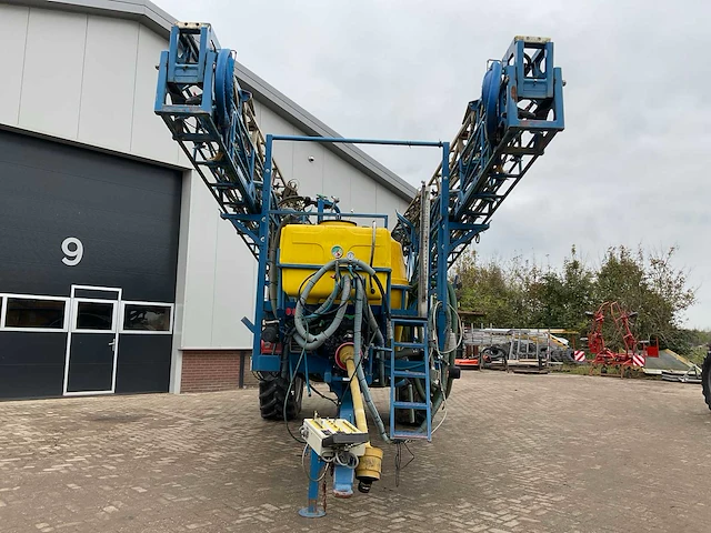 2005 delvano eakh gt4400ha veldspuit - afbeelding 2 van  27