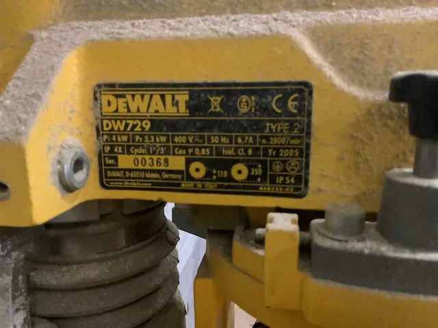 2005 dewalt dw 729 radiaalafkortzaagmachine - afbeelding 6 van  8