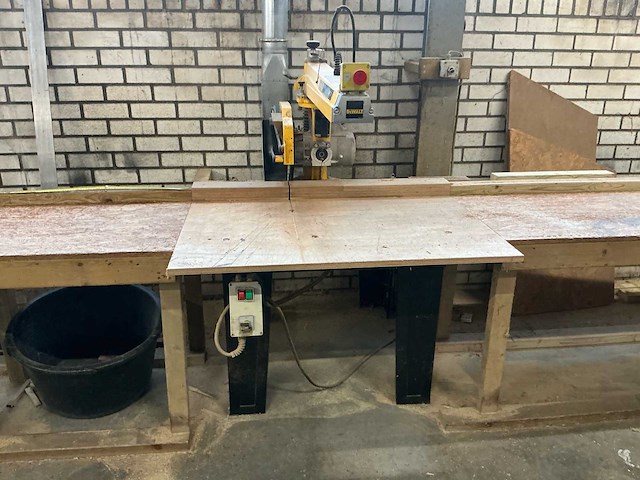 2005 dewalt dw729 radiaalafkortzaagmachine - afbeelding 6 van  9