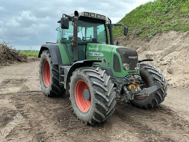 2005 fendt 716 vario vierwielaangedreven landbouwtractor - afbeelding 23 van  47