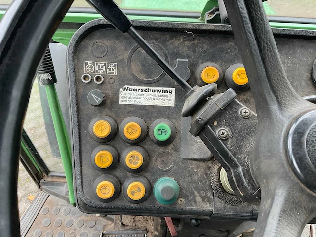 2005 fendt farmer 306ls turbomatik tweewielaangedreven landbouwtractor - afbeelding 30 van  43
