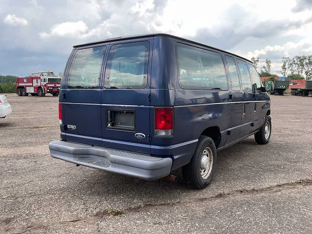 2005 ford e150 personenauto - afbeelding 12 van  16