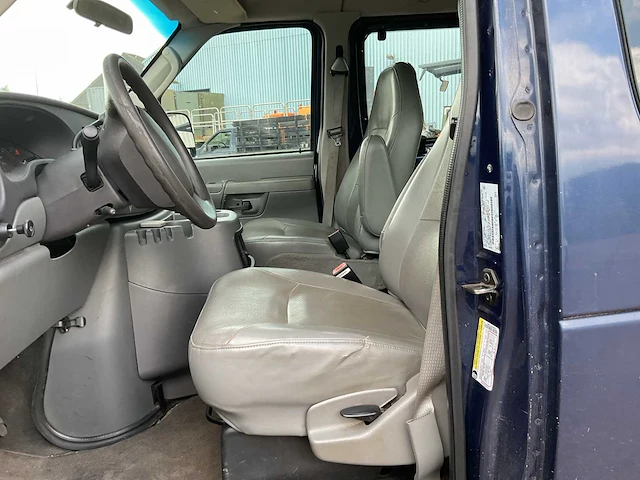 2005 ford e150 personenauto - afbeelding 16 van  16