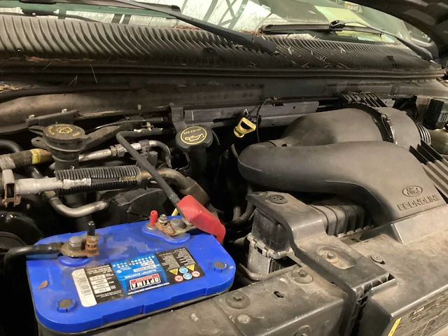 2005 ford e150 xl van personenauto - afbeelding 16 van  18