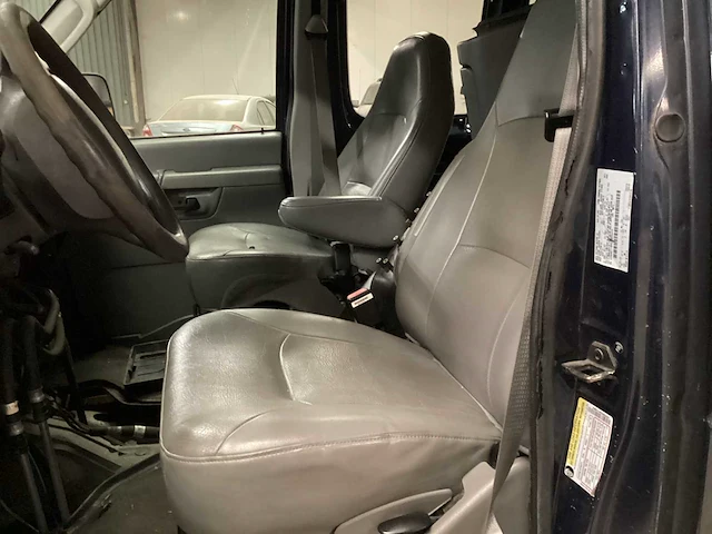 2005 ford e150 xl van personenauto - afbeelding 6 van  18