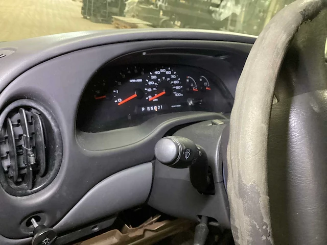 2005 ford e150 xl van personenauto - afbeelding 8 van  18