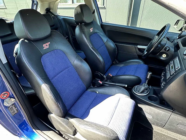 2005 ford fiesta st st150 2.0 personenauto - afbeelding 2 van  33