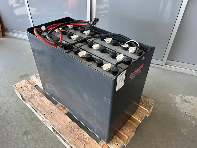 2005 hawker 24v6pzs750 accu pakket - afbeelding 1 van  4