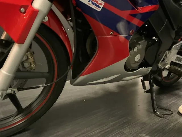 2005 honda cbr125r sport motorfiets - afbeelding 14 van  24