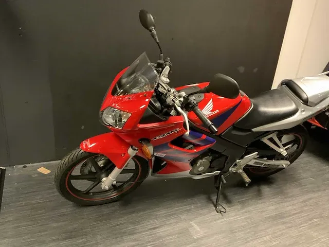2005 honda cbr125r sport motorfiets - afbeelding 12 van  24