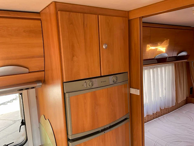 2005 hymer eriba nova caravan - afbeelding 14 van  38