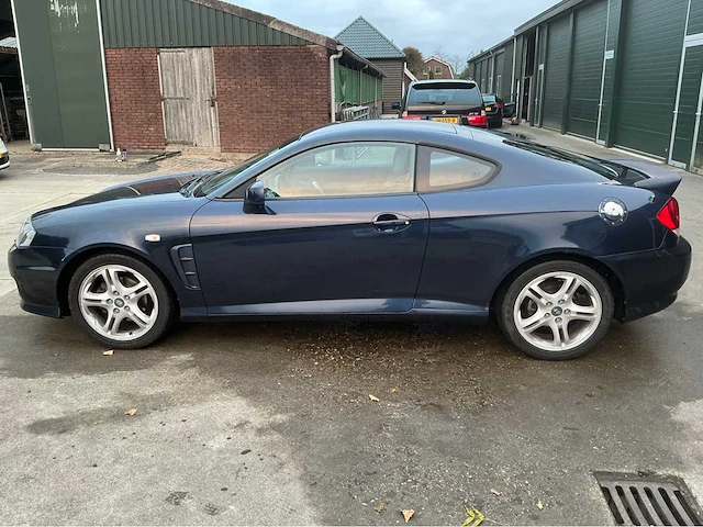 2005 hyundai coupé personenauto - afbeelding 17 van  23